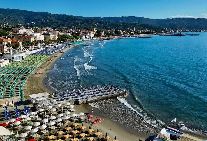 בית מלון כפרי Golfo E Palme