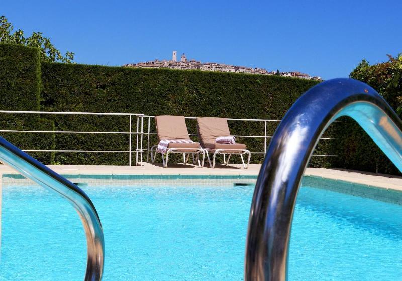 فندق Hôtel & Restaurant Alain Llorca