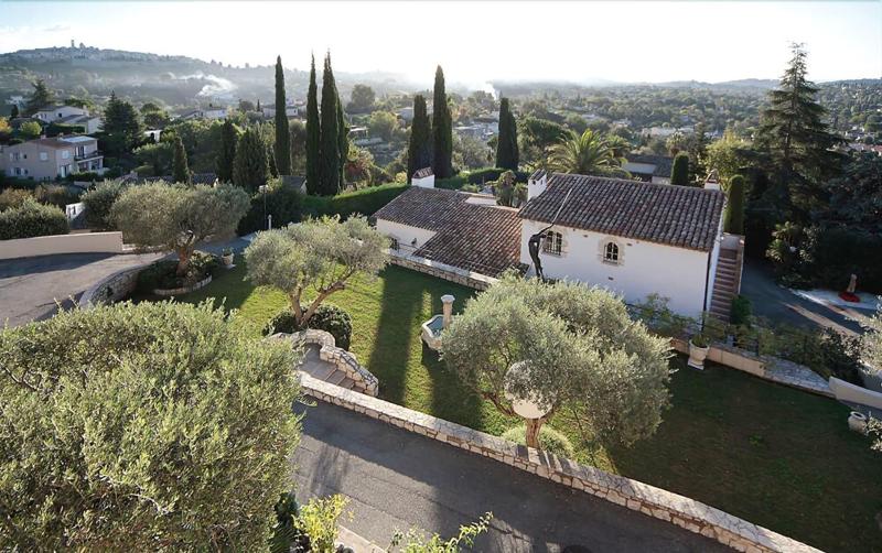 فندق Hôtel & Restaurant Alain Llorca