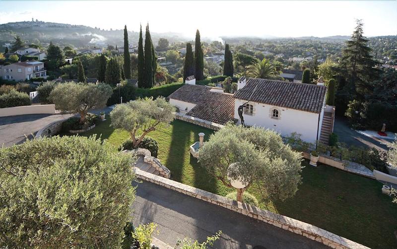 فندق Hôtel & Restaurant Alain Llorca