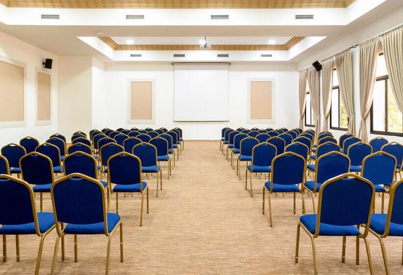 Hotel Iberostar Waves Club Palmeraie Marrakech - All Inclusive