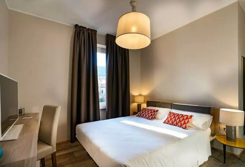 酒店 Marina Garden