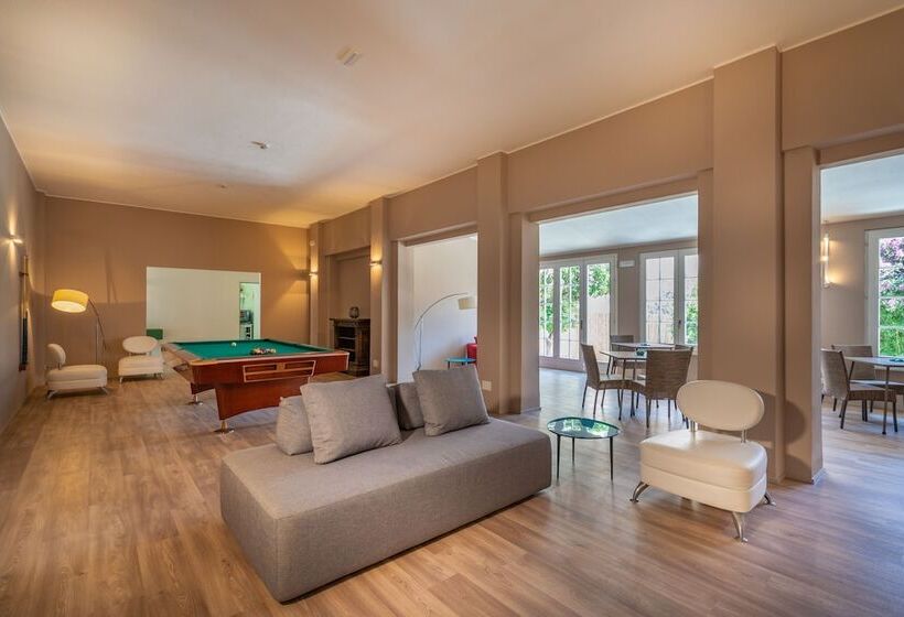 ホテル Marina Garden