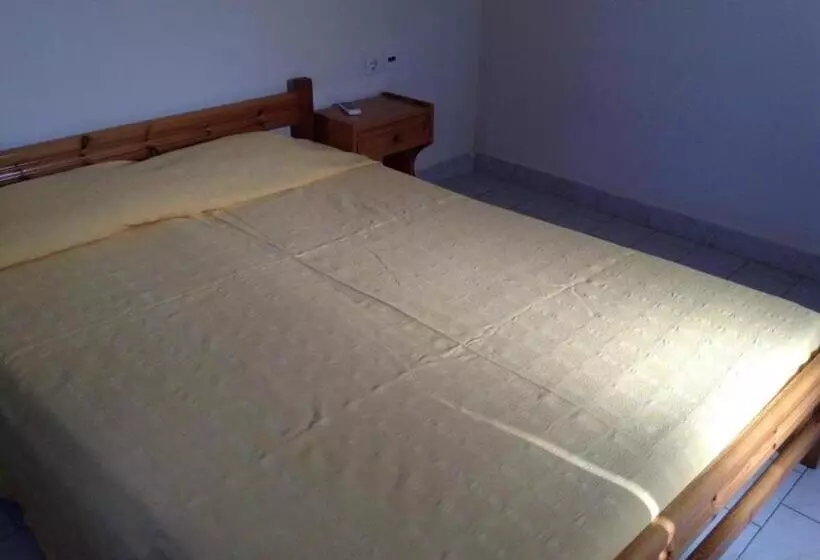 בית מלון כפרי Rooms To Let Katerina & John S