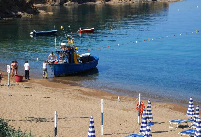 ホテル Stella Maris