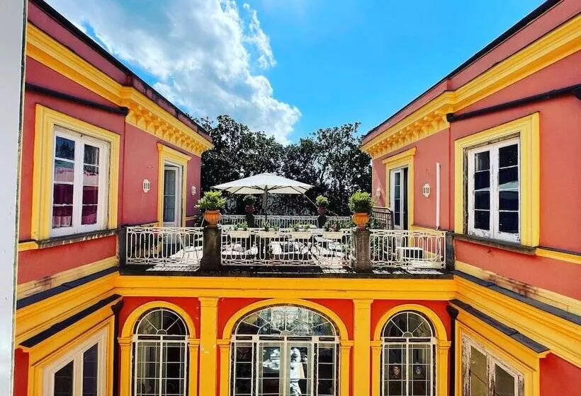 ホテル The Secret Garden Relais