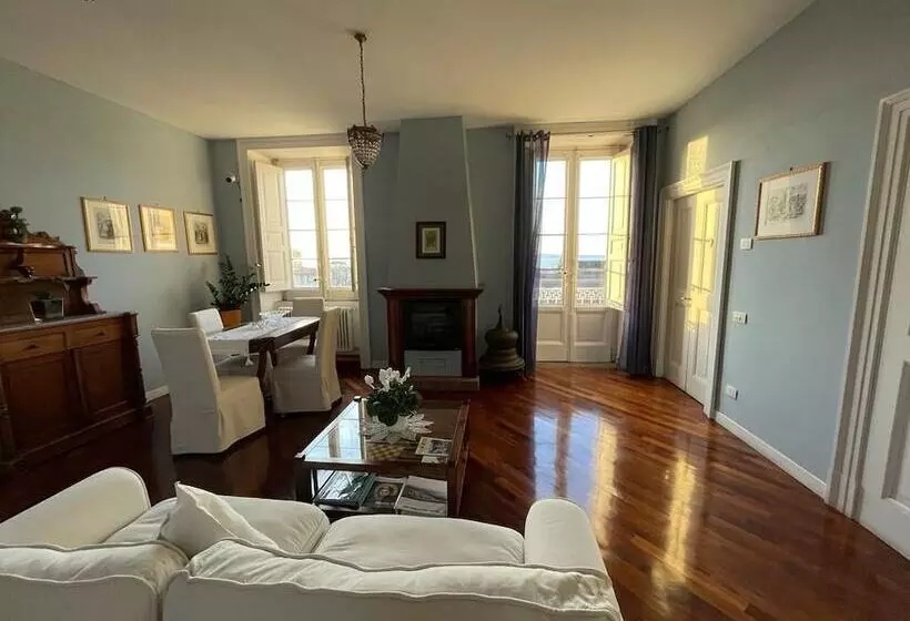 ホテル The Secret Garden Relais