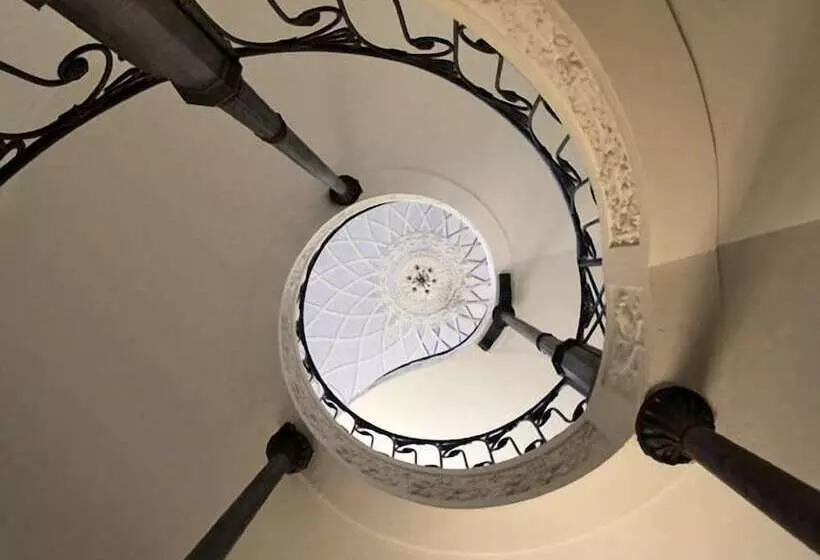 ホテル The Secret Garden Relais