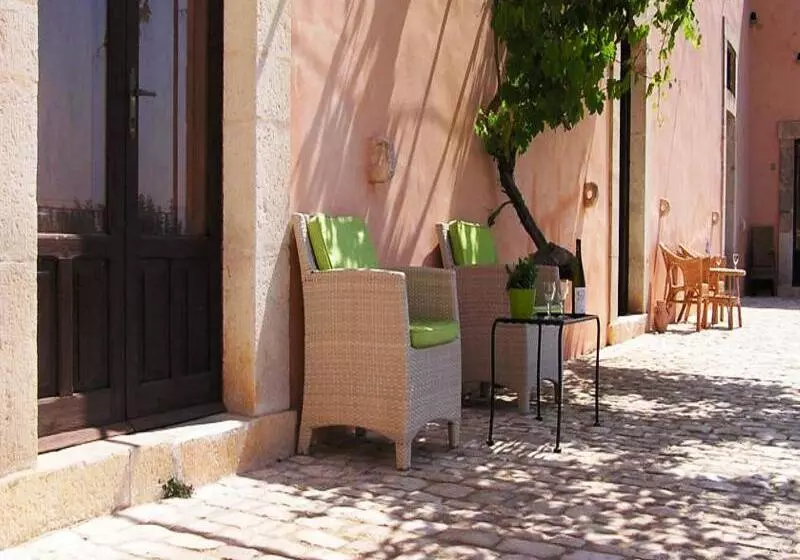 هتل Villa Principe Di Belmonte