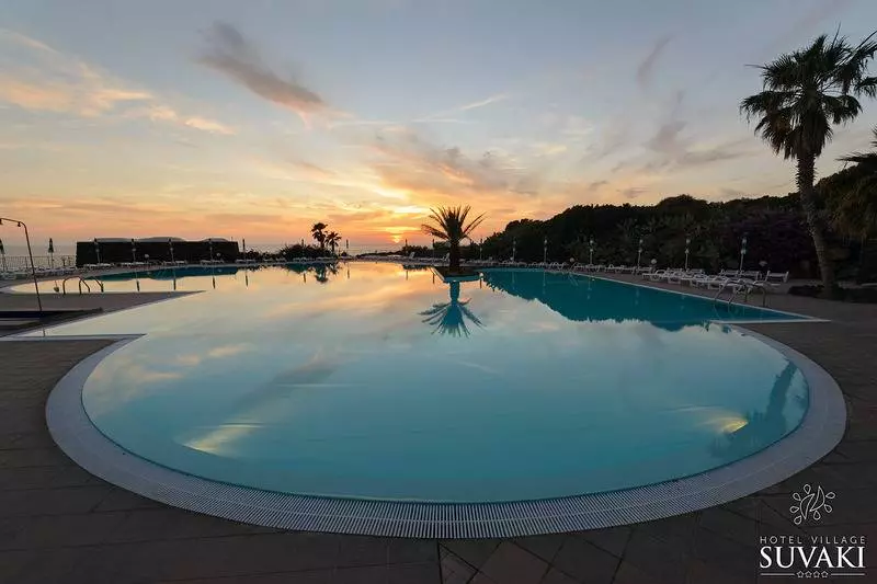 Suvaki Resort
