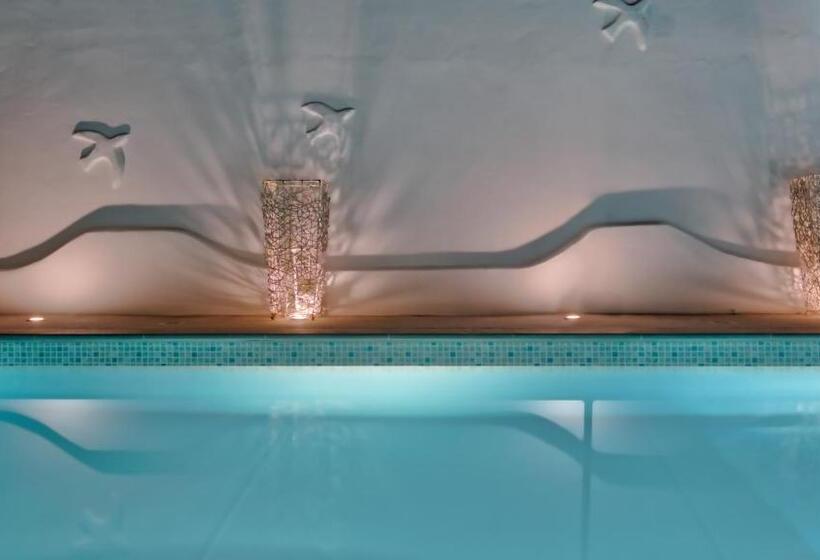 Lilly Residence All Sea View Suites, Adults Only