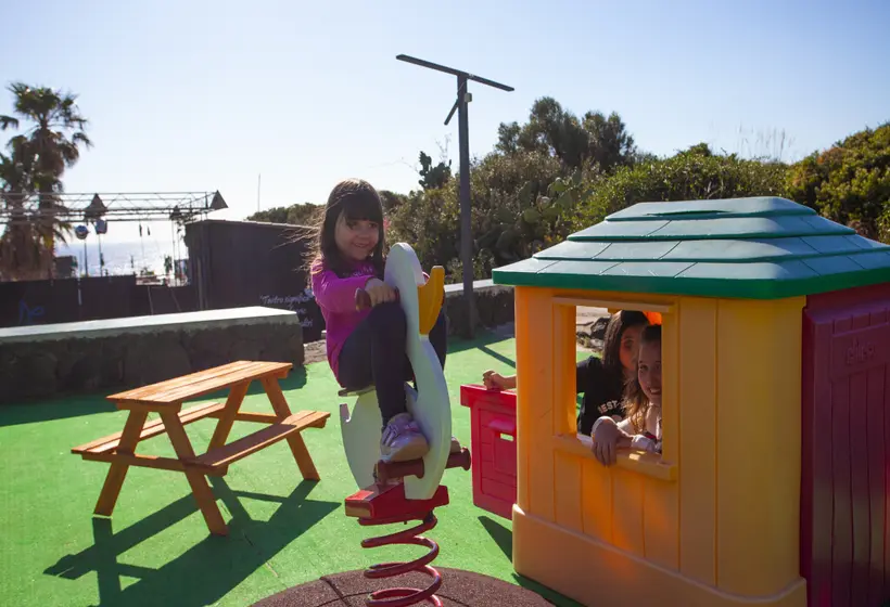 Lomakeskus Qalea Pantelleria