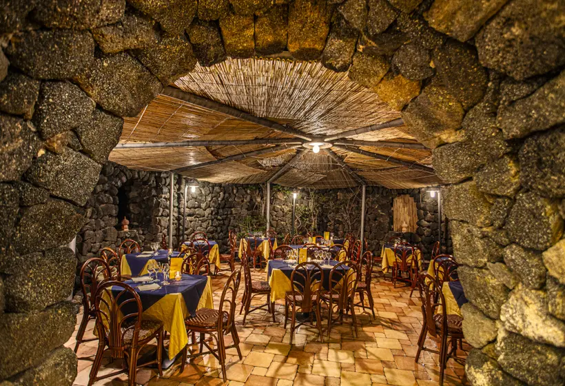 Lomakeskus Qalea Pantelleria