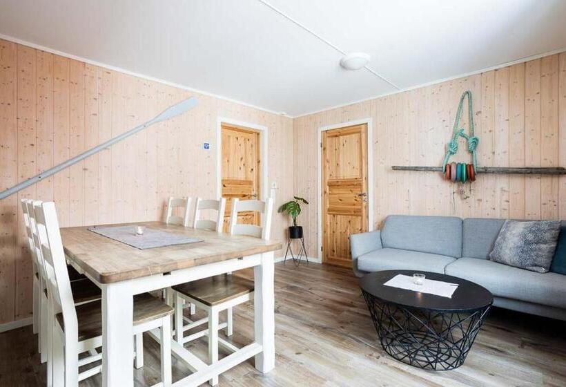 Hotel Eliassen Rorbuer