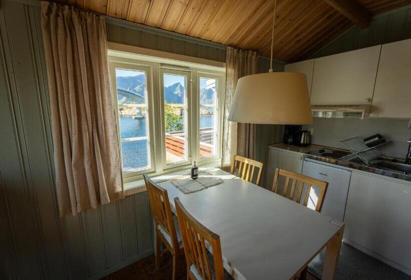 Hotel Eliassen Rorbuer