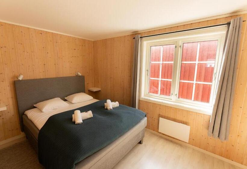 Hotel Eliassen Rorbuer