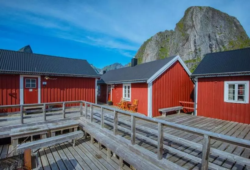 Hotelli Eliassen Rorbuer