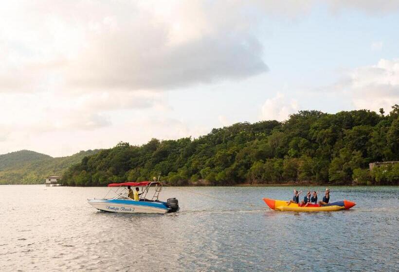 فندق Sunlight Eco Tourism Island Resort