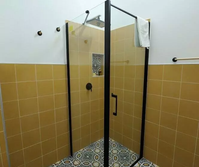 ベッドアンドブレックファースト The Place