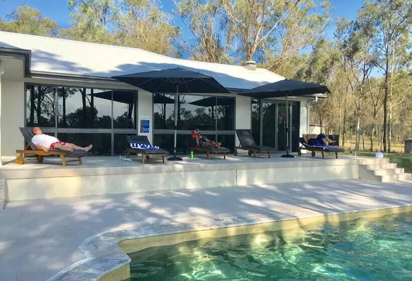 ベッドアンドブレックファースト Nu Leaf Retreat