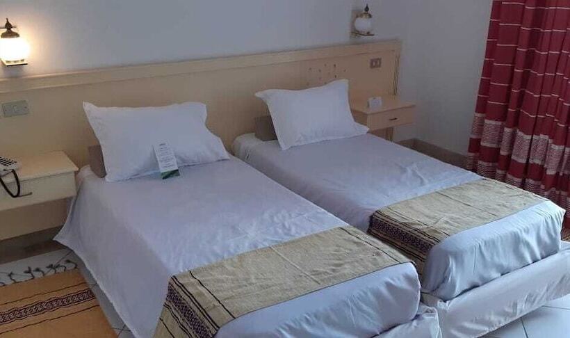 Hotel Cosmos Tergui Club