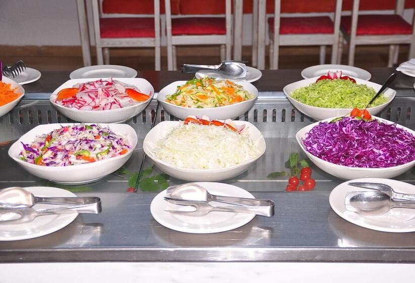 Hotel Cosmos Tergui Club