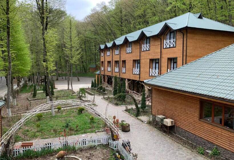 هتل Gachresh Forest Resort