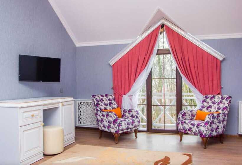 هتل Gachresh Forest Resort