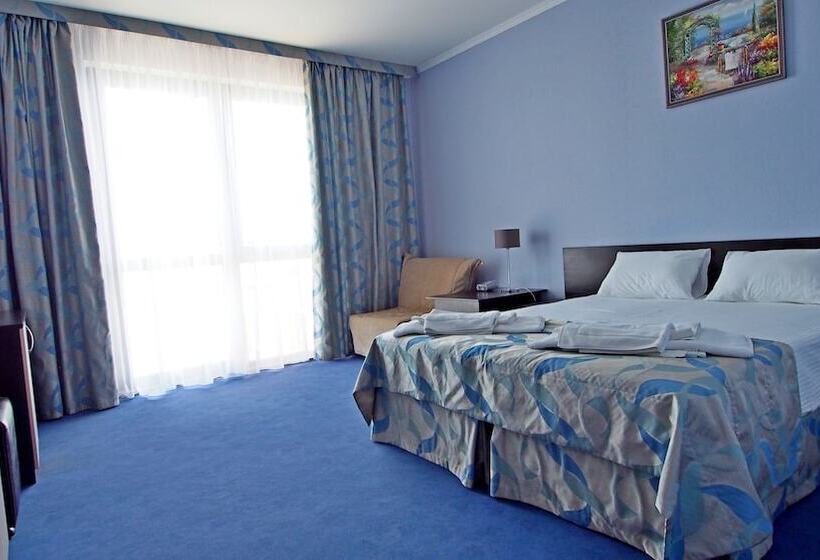 ホテル Golden Hills