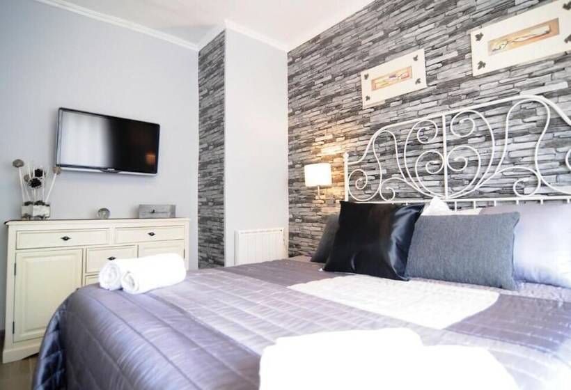 ホテル Homeholidaysrentals  Maritim V