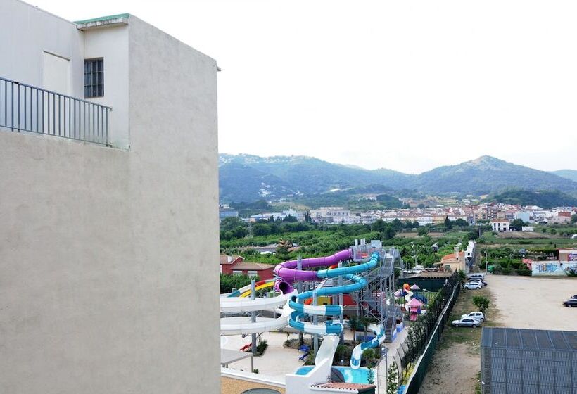 ホテル Homeholidaysrentals  Maritim V