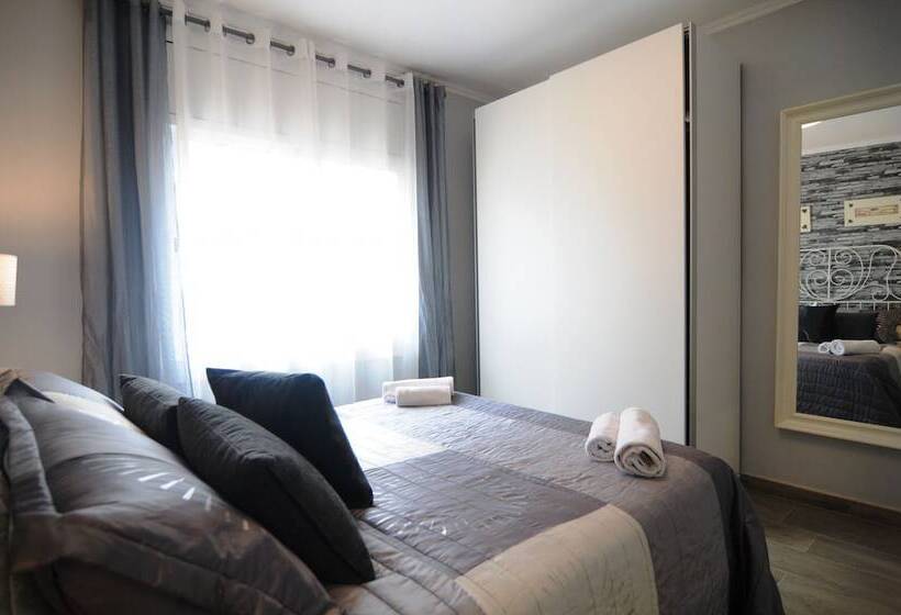 ホテル Homeholidaysrentals  Maritim V