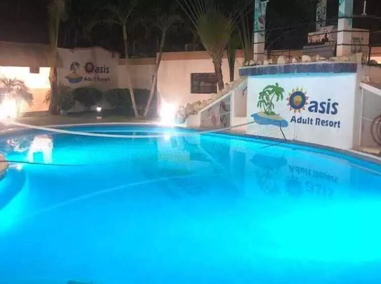 هتل Oasis Adult Resort