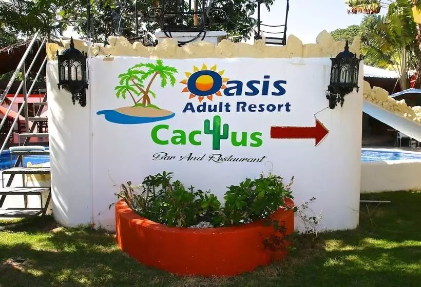 هتل Oasis Adult Resort