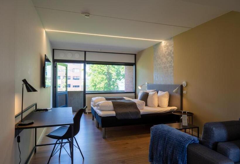 ホテル Sønderborg Kaserne