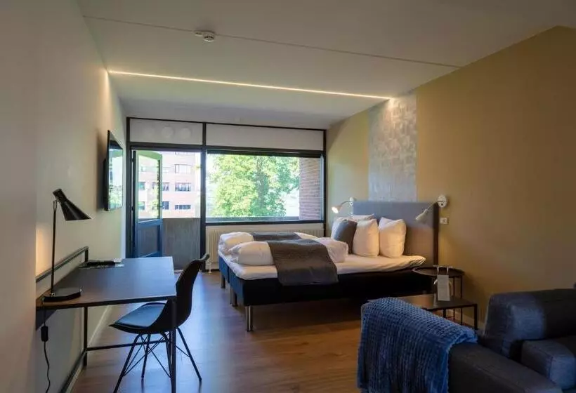 ホテル Sønderborg Kaserne