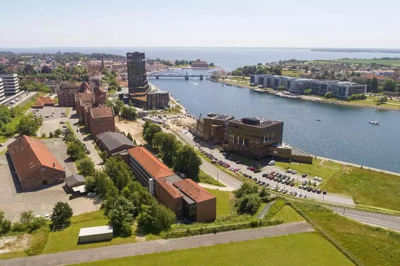 ホテル Sønderborg Kaserne