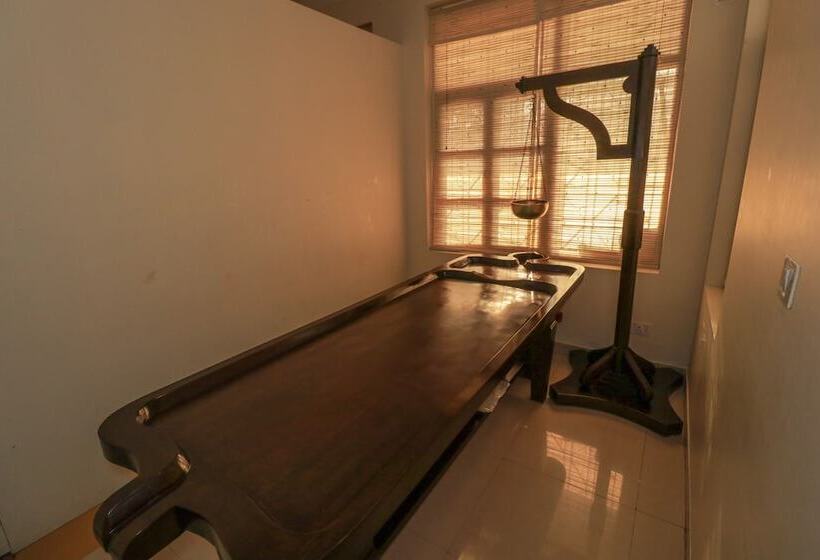 هتل Ved Varuna Ayurveda Sadan Rishikesh