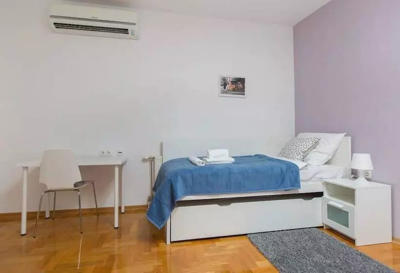 Majatalo Paw Rooms