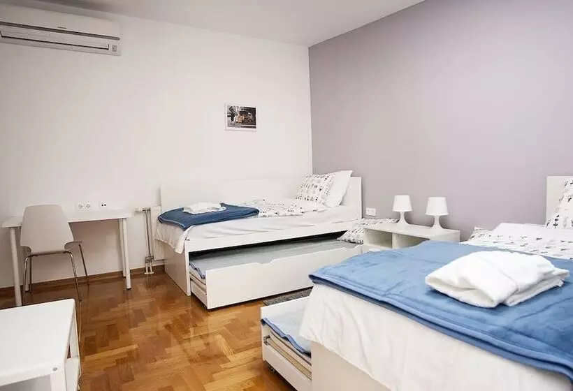 Majatalo Paw Rooms
