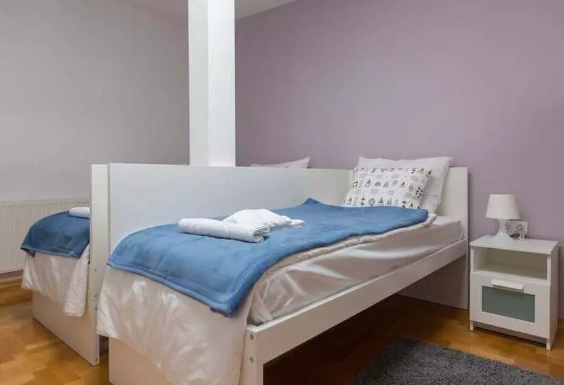 Majatalo Paw Rooms