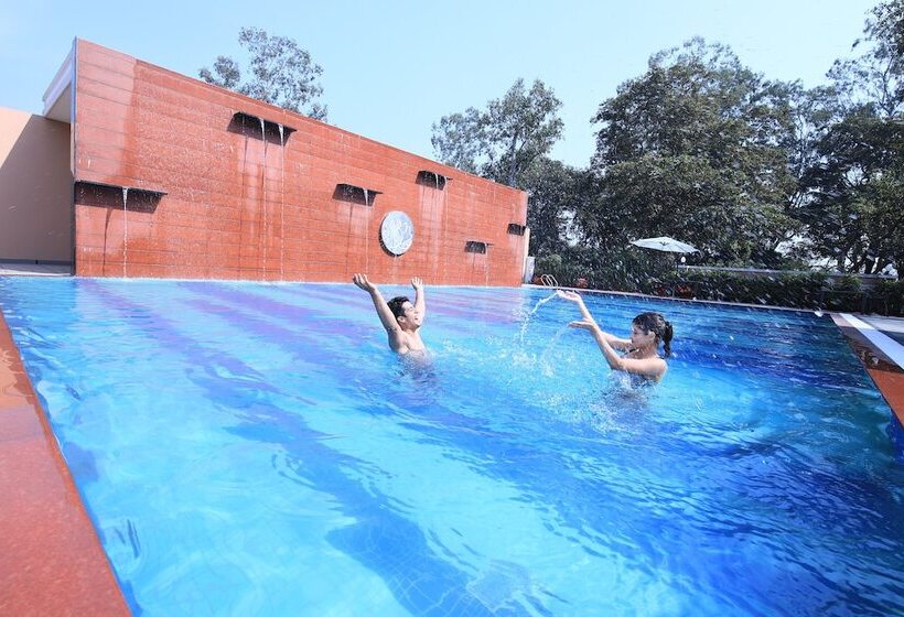 منتجع Aveo By Amatra Kashipur