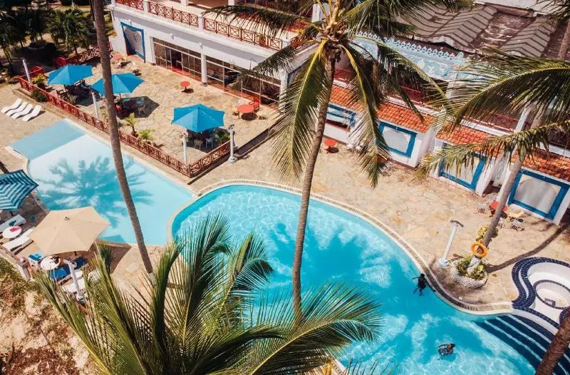 Sai Rock Beach Hotel & Spa