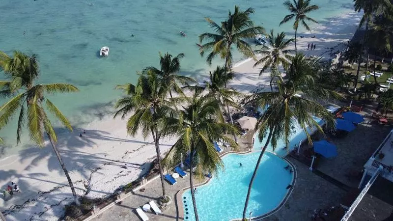 Sai Rock Beach Hotel & Spa