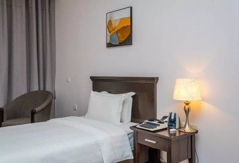 هتل Ezdan Residence