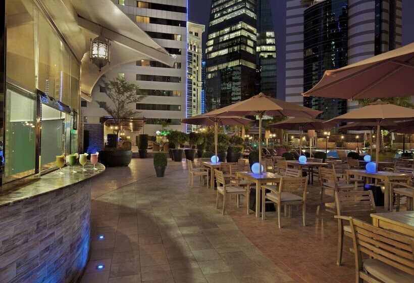 هتل Ezdan Residence