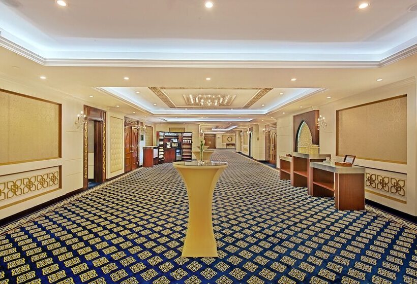 هتل Ezdan Residence