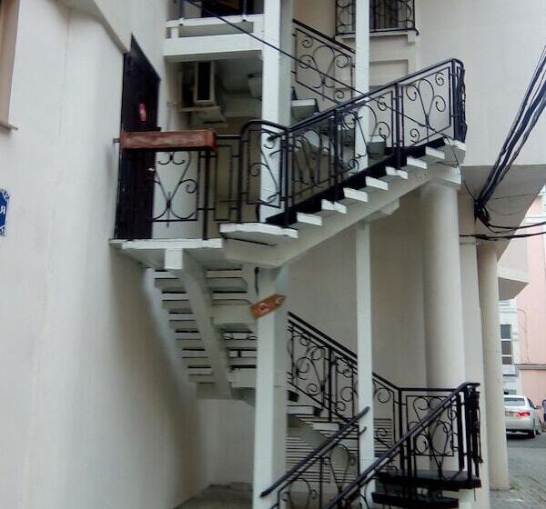 Filin I Sova   Hostel