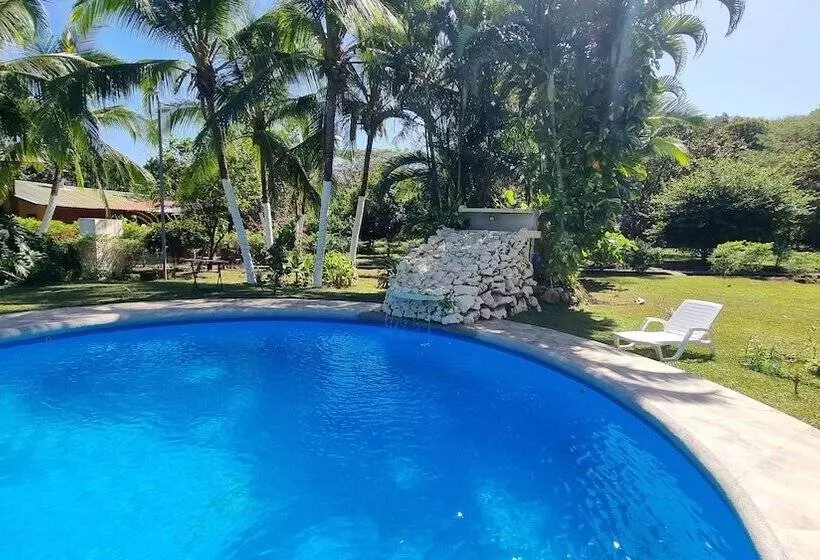 Hotelli Angels Ecolodge