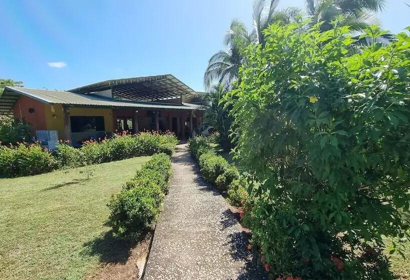 Hotelli Angels Ecolodge